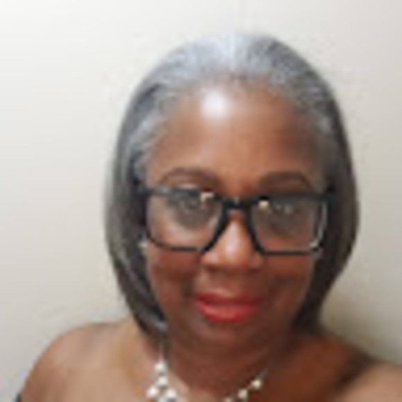 Meet your Posher, Phyllis - Picture 1 of 1